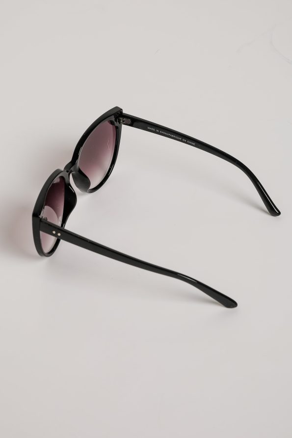 shopdressup_black_round_cat_eye_sunnies-6