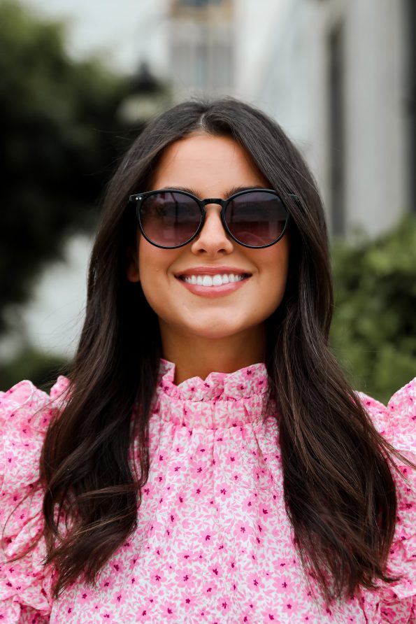 shopdressup_round_sunglasses-2_9e2cad53-c053-42fb-8ffb-c2c4a58179a4