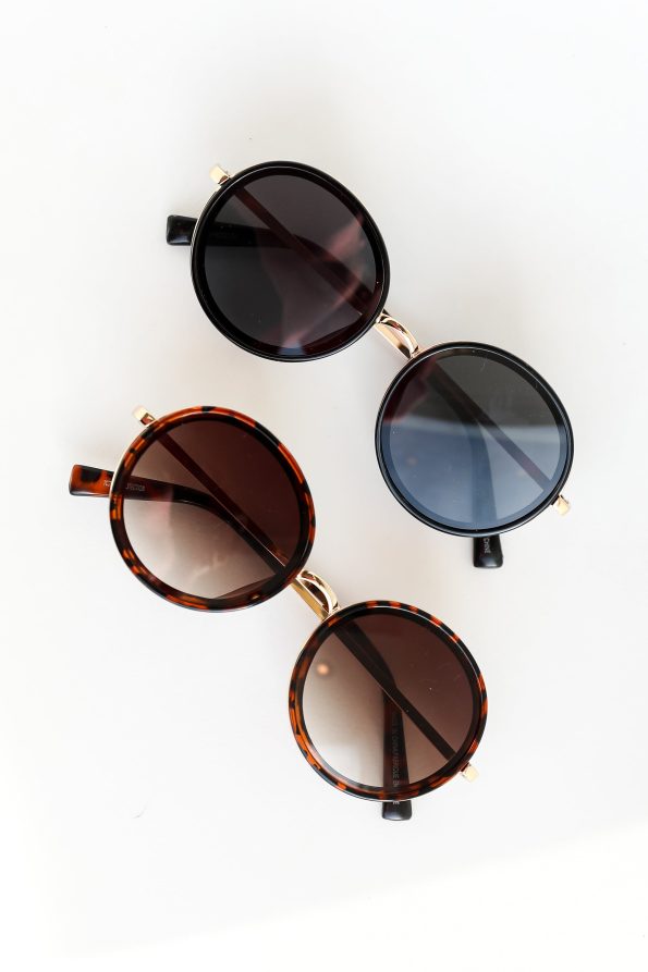 shopdressup_round_sunglasses-9_ebe1fe06-0d57-4e5d-ae76-f5c1c08e8bc8