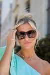 shopdressup_square_sunglasses-2_5e849654-6c89-4ece-9c7d-cfe8f6478c25