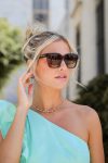 shopdressup_square_sunglasses-2_5e849654-6c89-4ece-9c7d-cfe8f6478c25